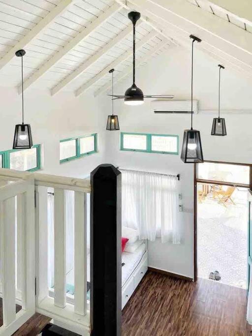 Sea Kecil Tiny House Near Jetty Of Kuala Besut Villa Kampong Nail Exteriör bild