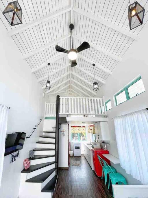 Sea Kecil Tiny House Near Jetty Of Kuala Besut Villa Kampong Nail Exteriör bild